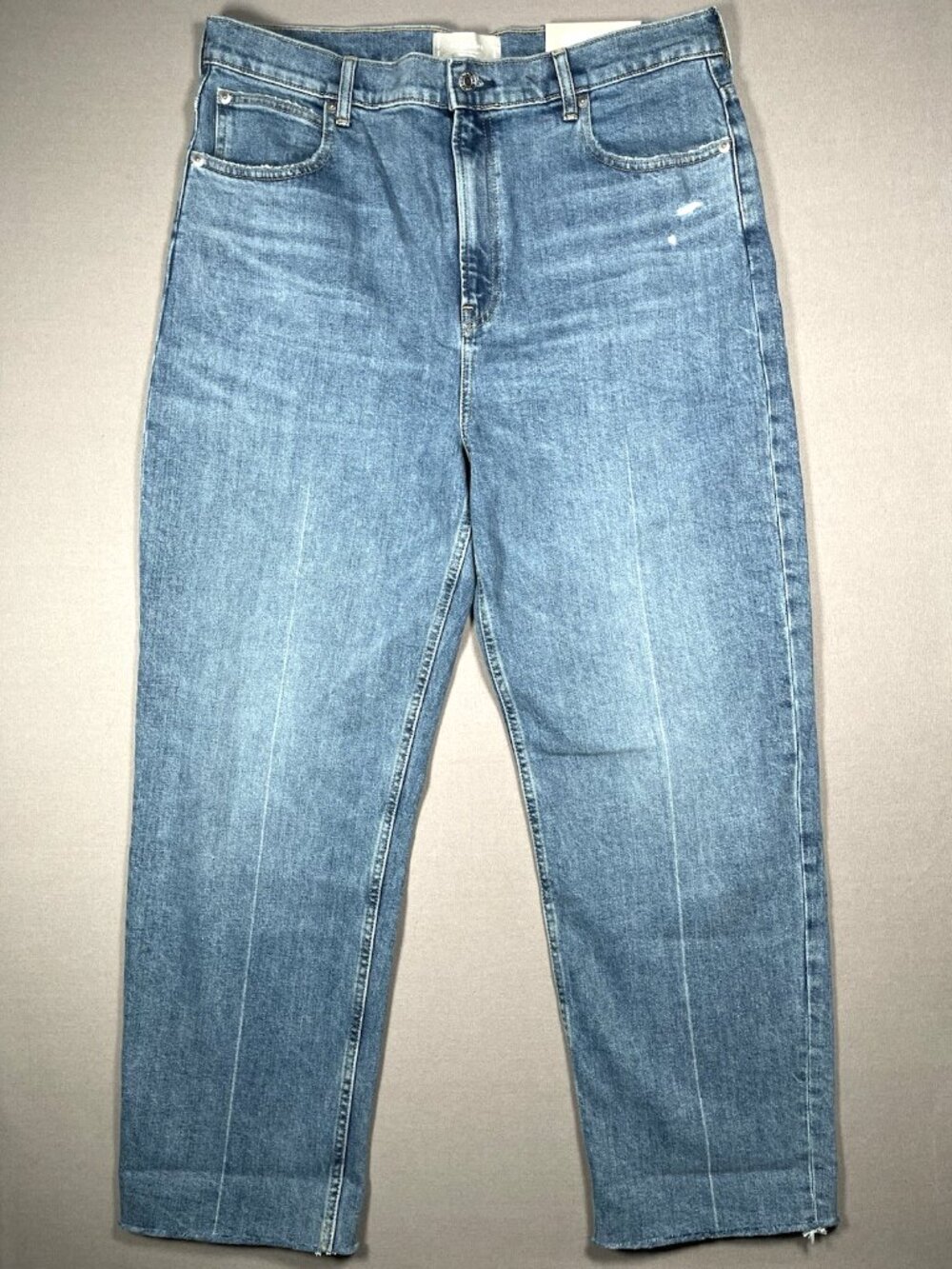 NWT Everlane The Way High Medium Wash Denim Jeans - Women Size 33 x 30 Long